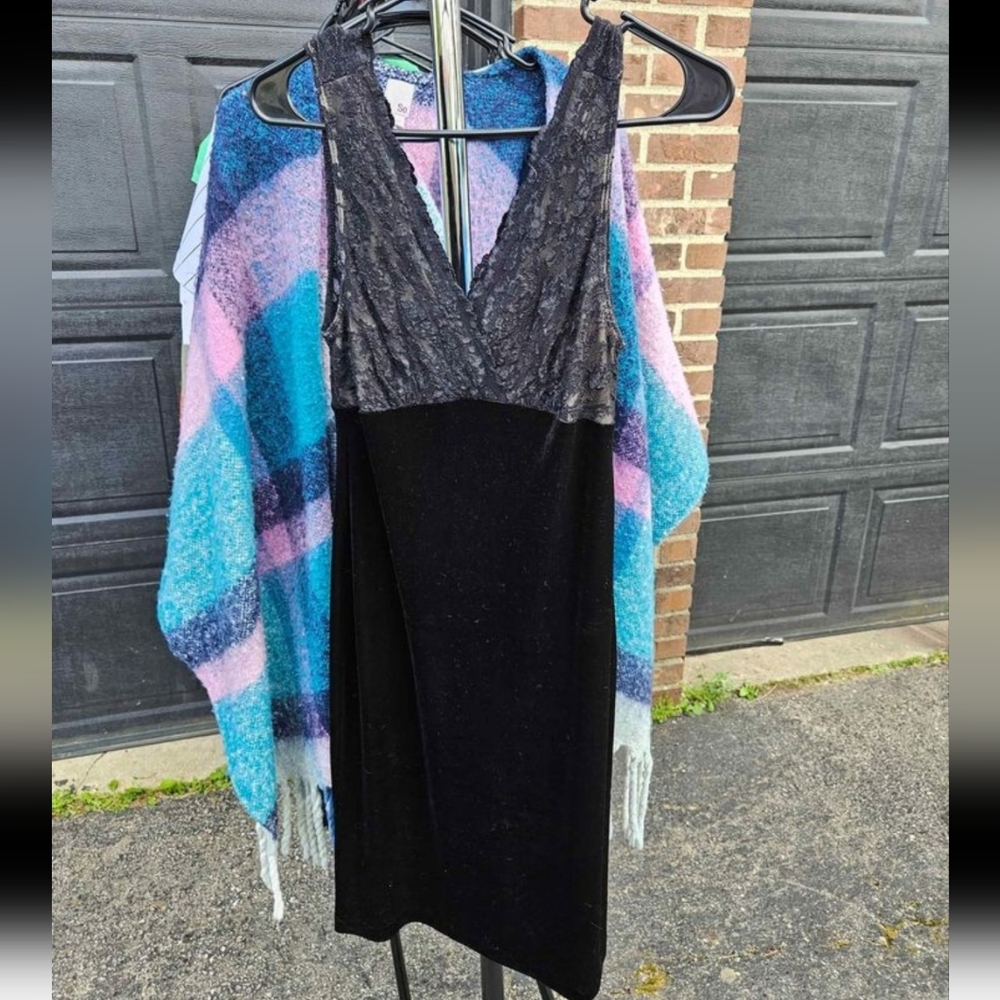 Black velvet lacey dress